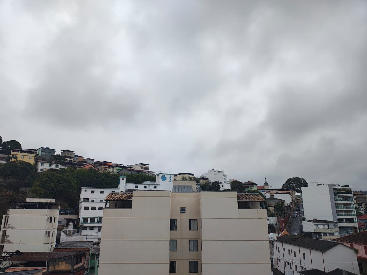 Santos Dumont recebe alerta de tempestade para sexta-feira e sábado